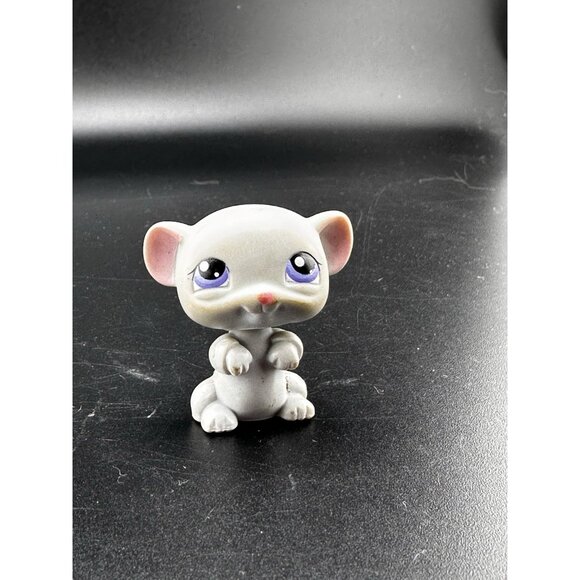 Littlest Pet Shop LPS Authentic Birthday Party Set Grey Mouse #105 2005 Hasbro - Picture 1 of 3